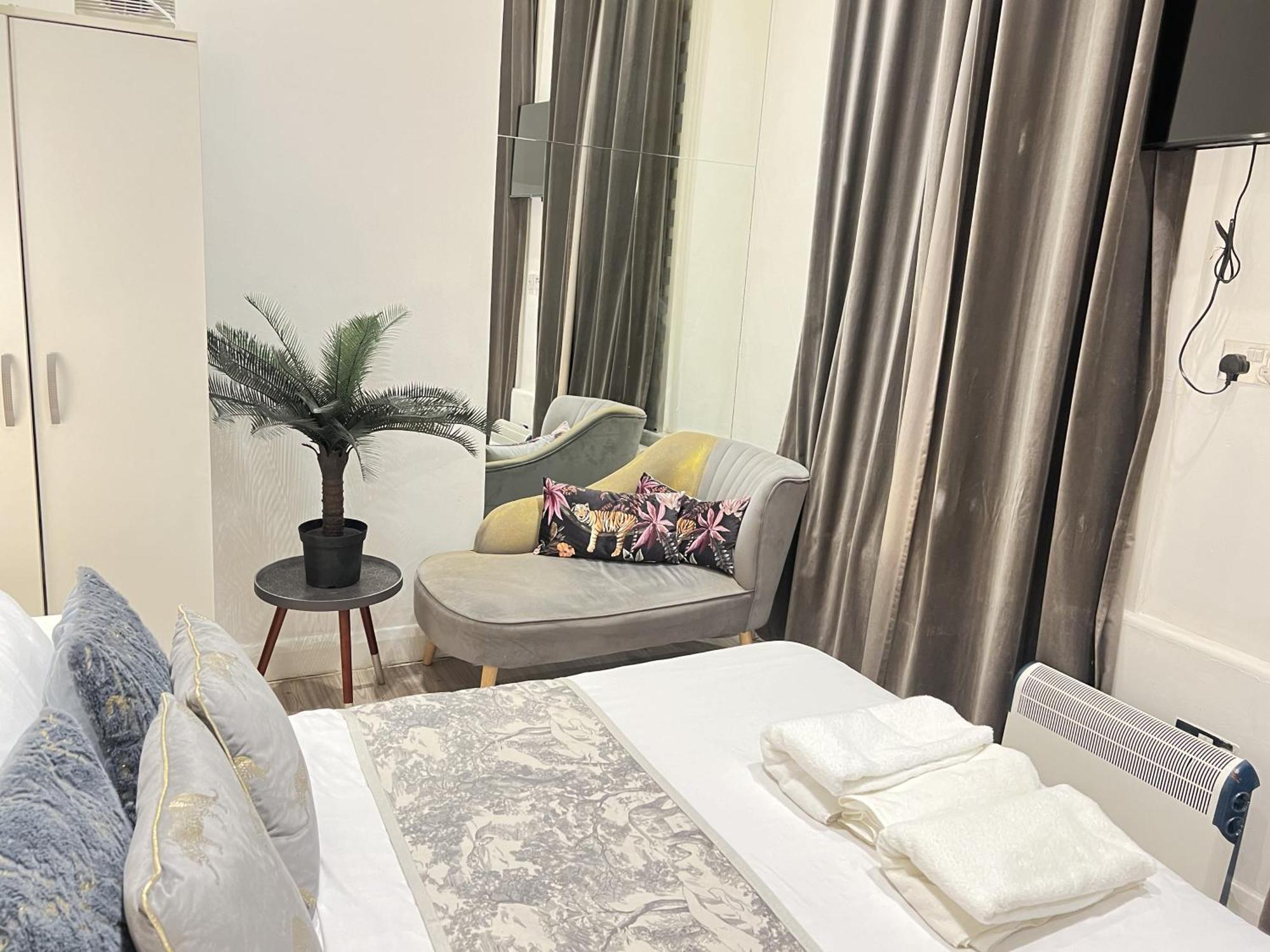 Monroe - Entire In - Prime Location Apartamento
